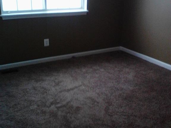 4th image of 4834 Georgia Dr