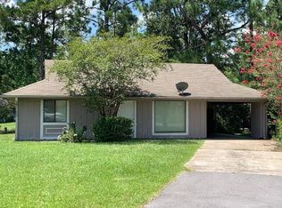 5 Pecan Rdg, Diamondhead, MS 39525