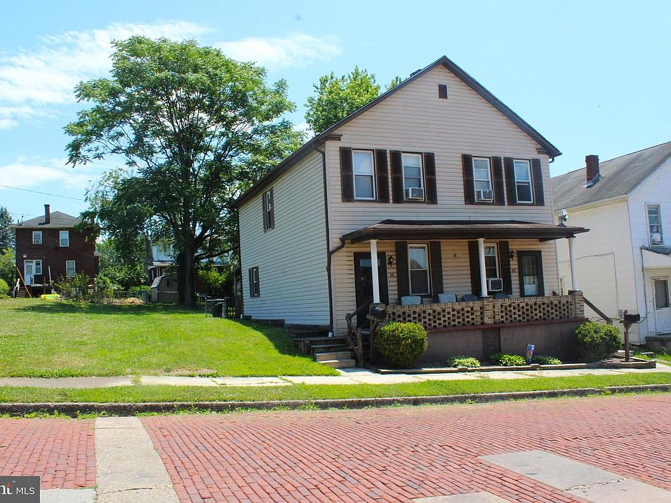 2nd image of 16-18-20 Grand Ave