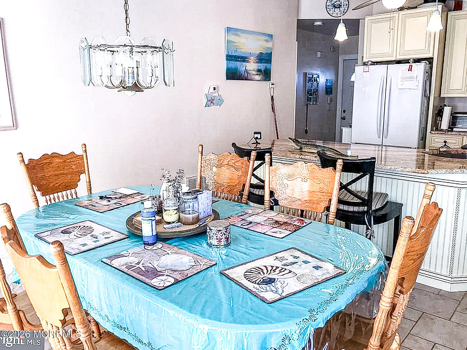 3 bed, 813 sqft, $3,000 — Photo 3