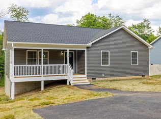 10 McArthur St, Staunton, VA 24401