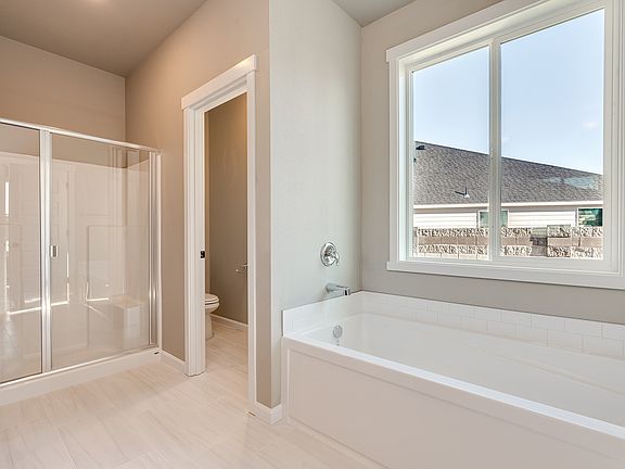 3rd image of 8005 Blanchard Loop
