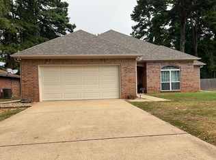 706 Boardwalk Ave, Texarkana, TX 75501