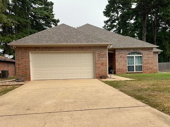 706 Boardwalk Ave, Texarkana, TX 75501