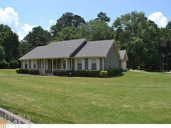 2nd image of 1906 Courtney Lake Dr SW