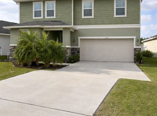 16389 Yelloweyed Dr, Clermont, FL 34714