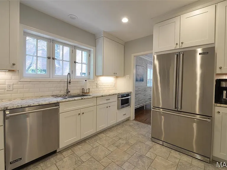 937 S Bemiston Ave — Photo 11