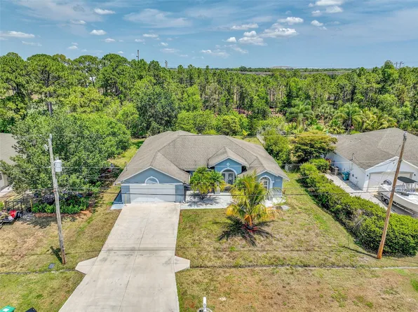 6107 NW Gause Avenue, Port St Lucie, FL 34986