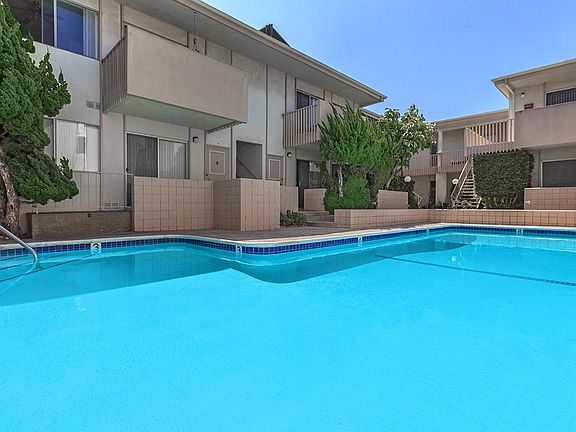 4th image of 22620 Ocean Ave APT 3