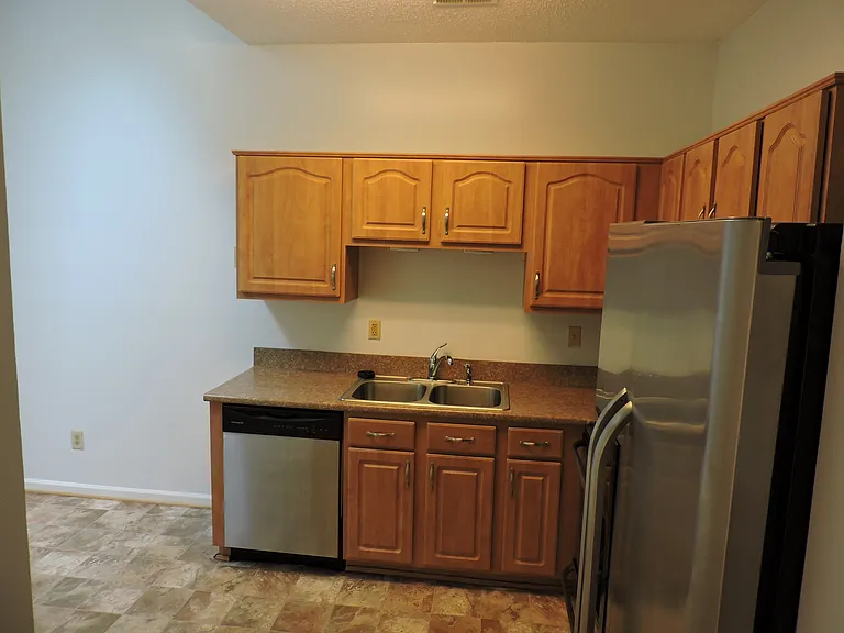 205 Quarter Trl #A — Photo 2