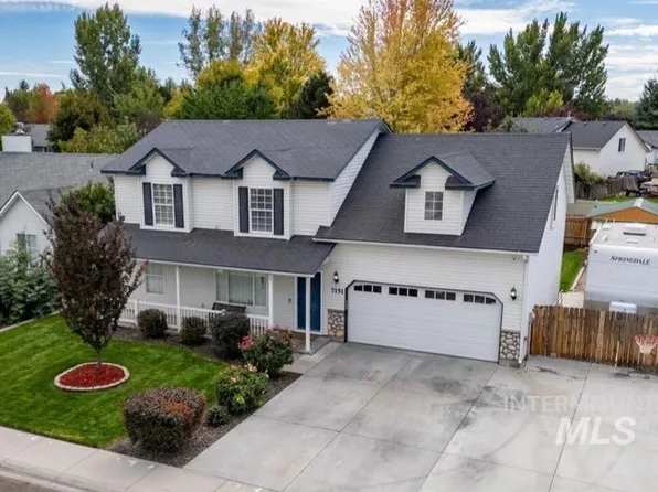 7151 E Canterbury Ln, Nampa, ID 83687