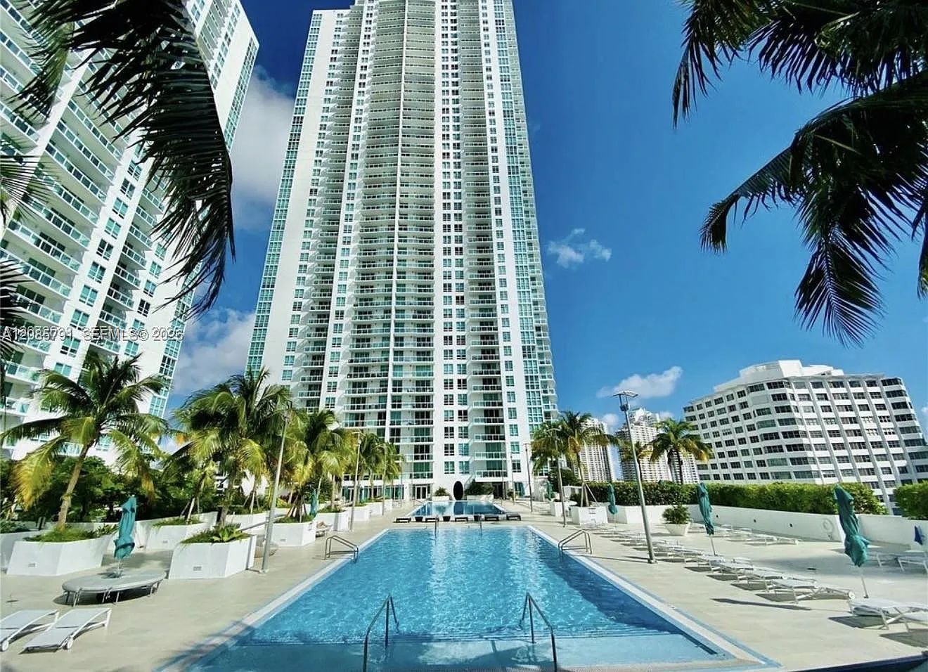 The Plaza 851 Brickell Co — Photo 1