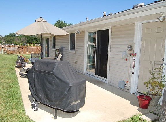 4th image of 535 Boxwood Dr