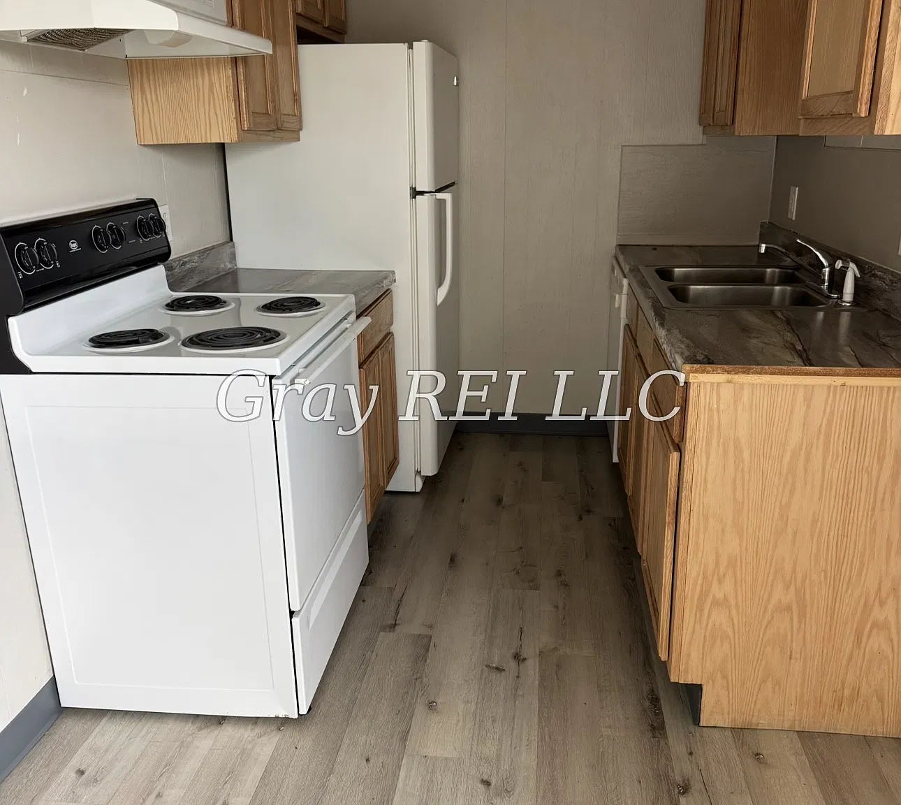 2 bed, 1.5 bath, $800 — Photo 3