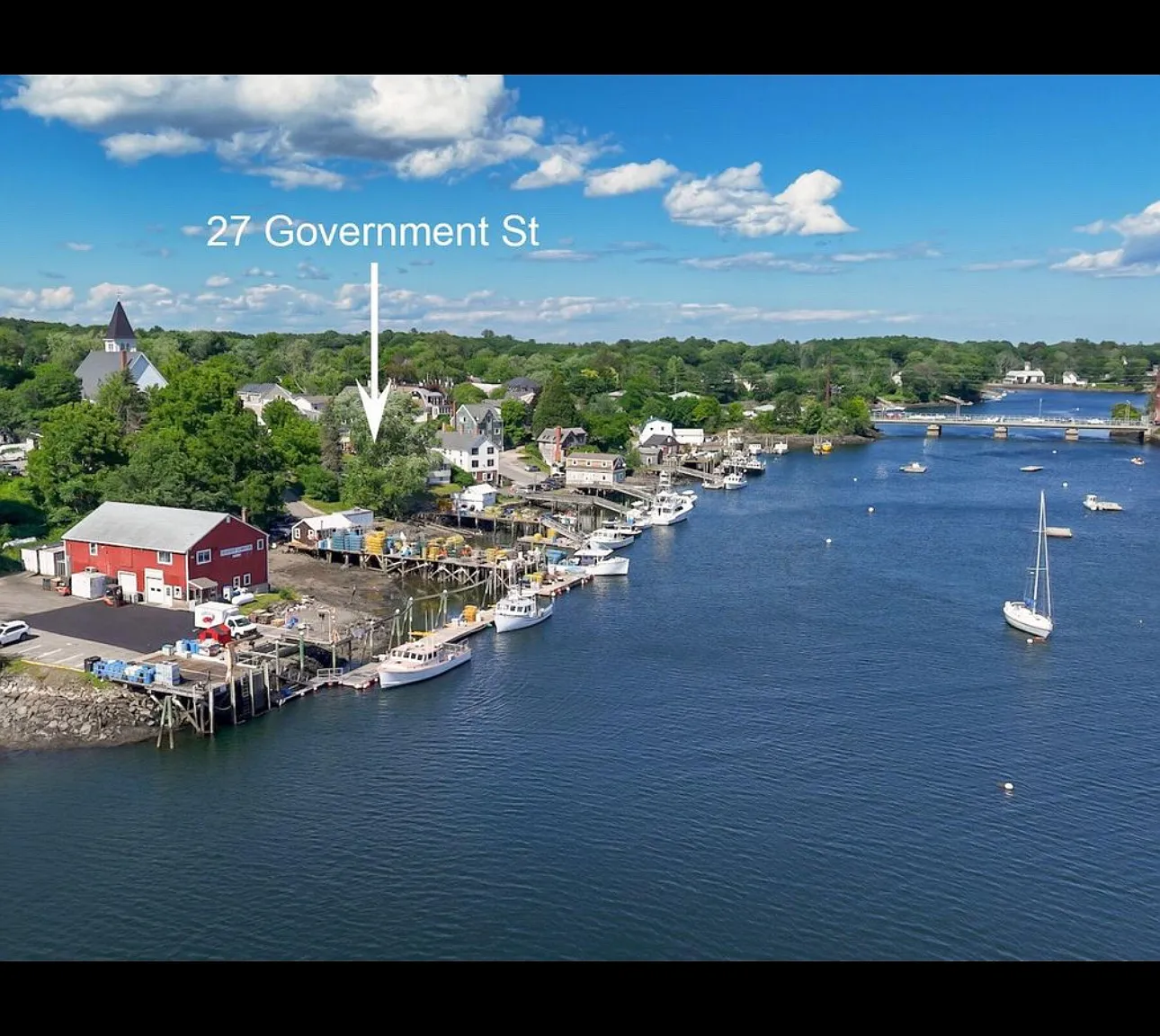 Government St, Kittery — Photo 1