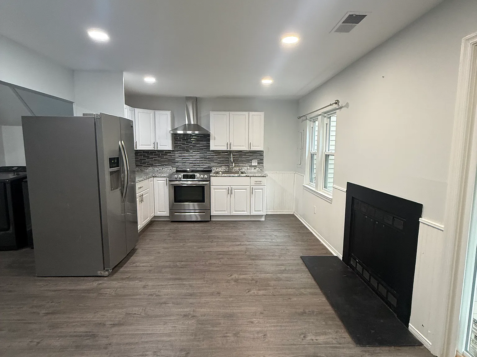 6604 Westbury Oaks Ct — Photo 1