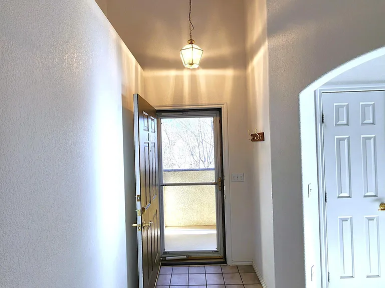 3895 Riviera Grv #202 — Photo 2