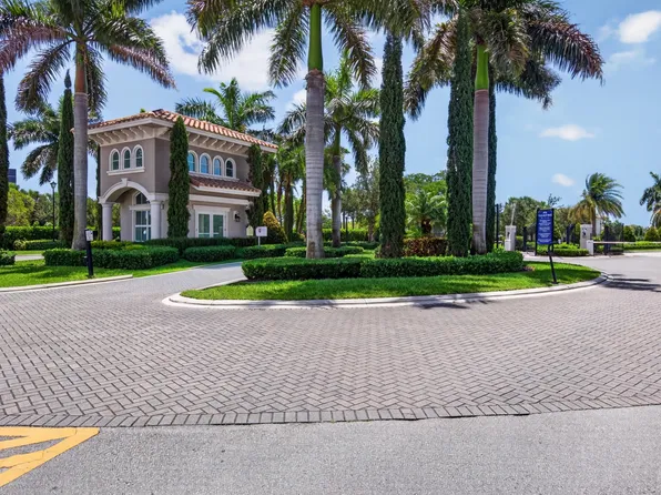 4715 Eucalyptus Drive, Hollywood, FL 33021