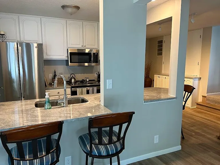 213 N Park St #1 — Photo 6