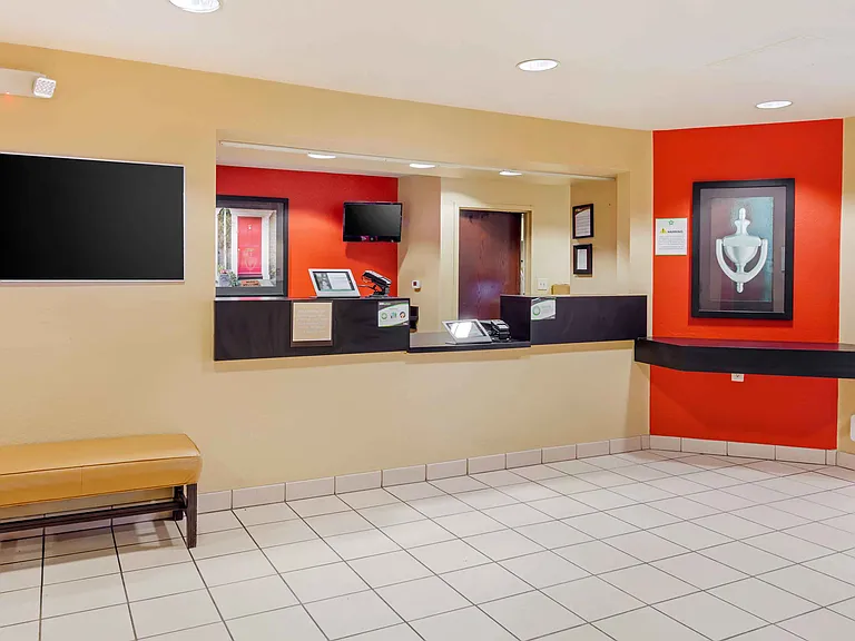 Lobby and Guest Check-in