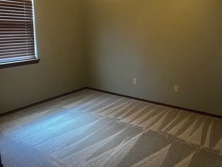 806 NW Seaton Pl — Photo 14