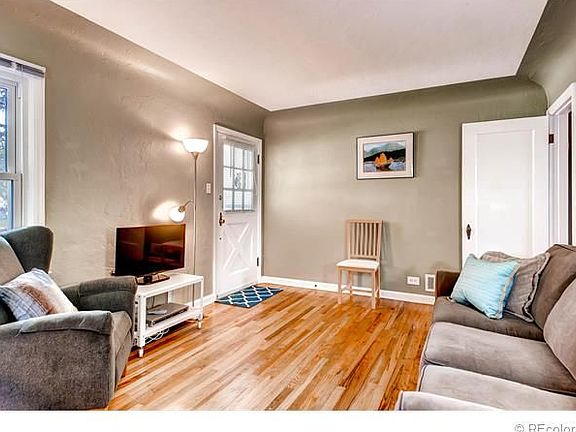 5th image of 1086 N Jasmine St