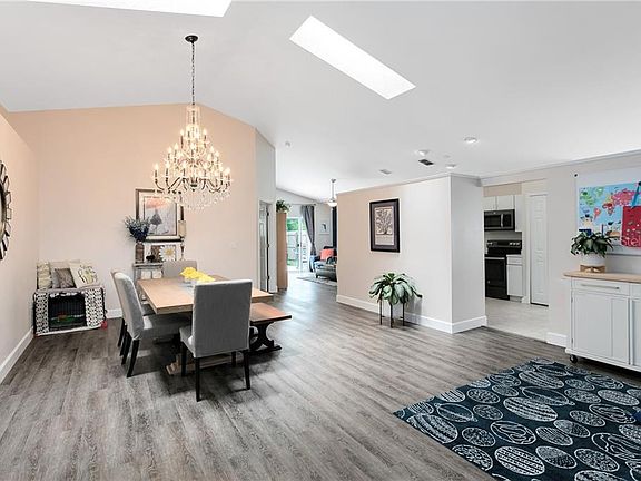 2nd image of 203 Woodbury Pines Cir