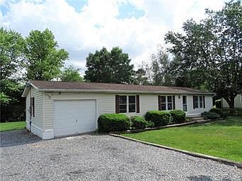 3rd image of 1238 Meyer Dr