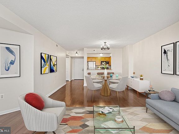 2nd image of 10101 Grosvenor Pl APT 1907
