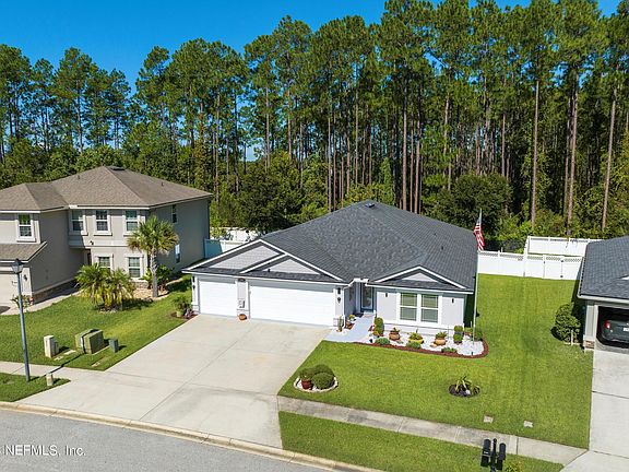 2nd image of 680 GRAMPIAN HIGHLANDS Drive
