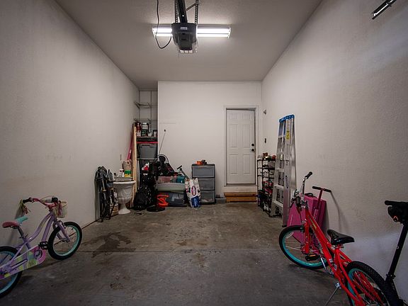 5th image of 130 Emory Cir Unit 10