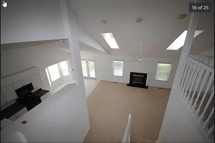 5758 Killiney Ln — Photo 9