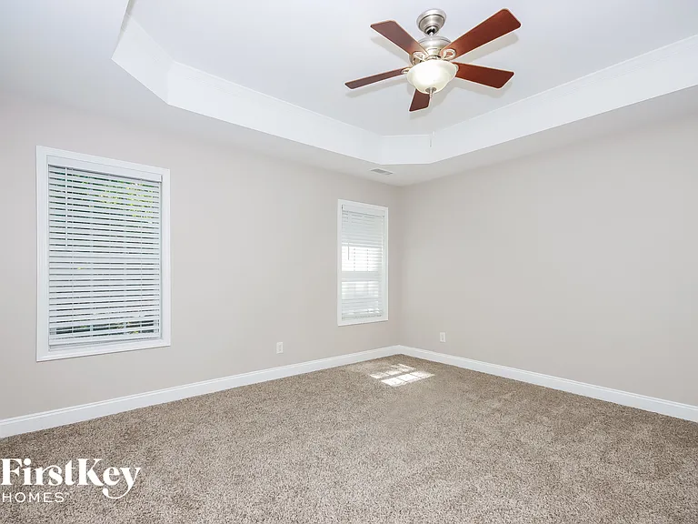 645 White Oaks Rd — Photo 9