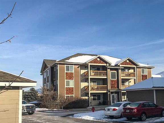2nd image of 2242 Baxter Ln Unit A9