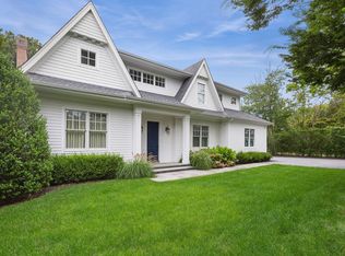 45 Howell St, Southampton, NY 11968