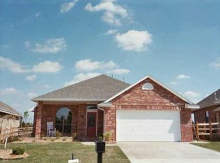 2912 Longmeadow Rd, Edmond, OK 73003