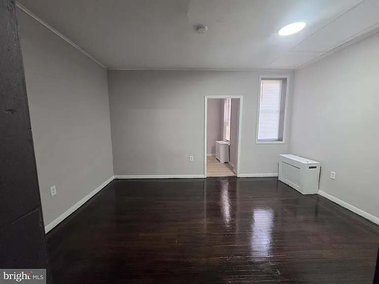 633 E Allegheny Ave — Photo 9