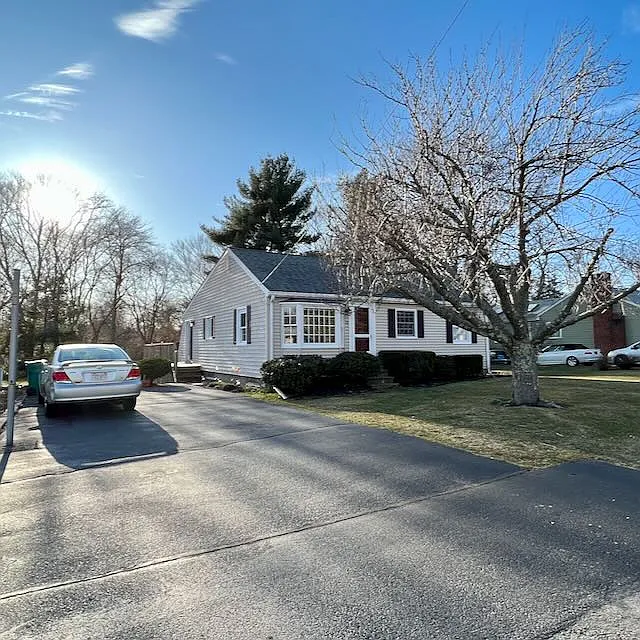 30 Seven Mile River Dr — Photo 3