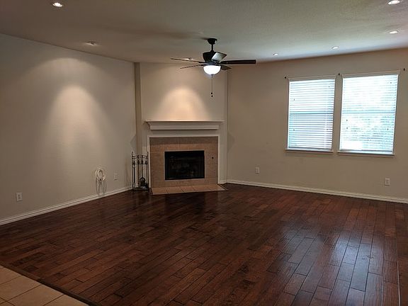 4th image of 11668 La Grange Dr