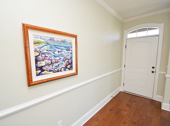 3rd image of 352 Norfolk Dr