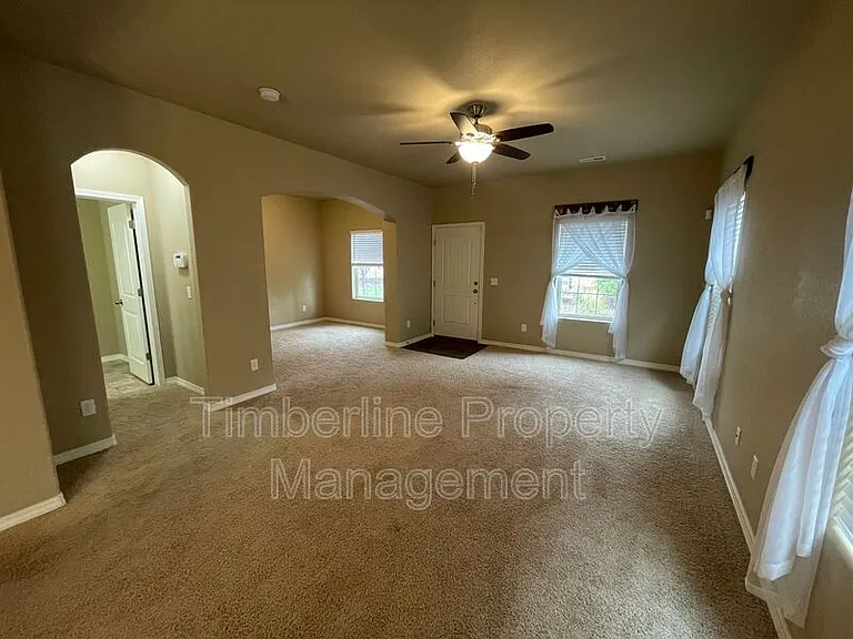 7673 Crestone Peak Trl — Photo 15