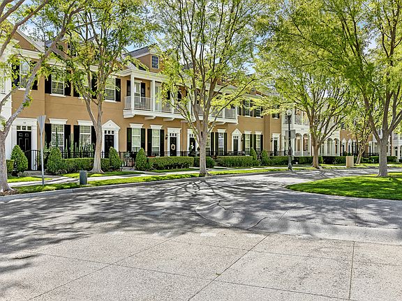 4th image of 24016 Bridgeport Ln