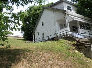 1708 Woodmont Ave, Arnold, PA 15068