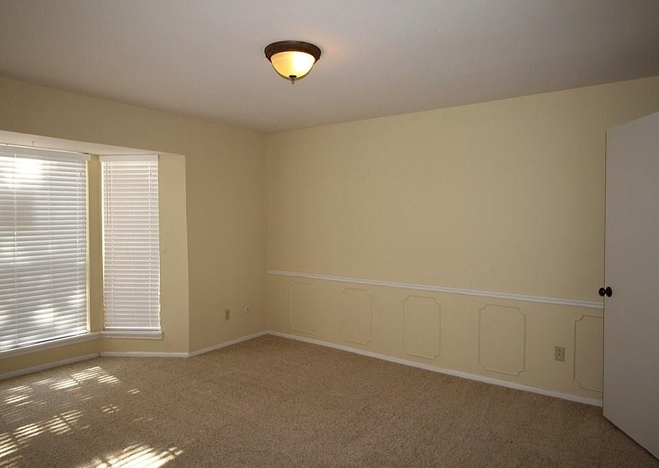 1st image of 13200 Trail Hollow Dr #3200