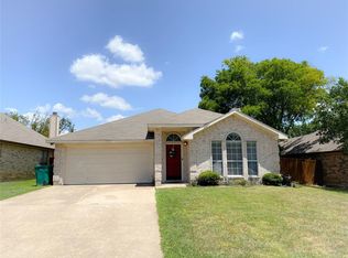 1222 Castleman Dr, Cedar Hill, TX 75104
