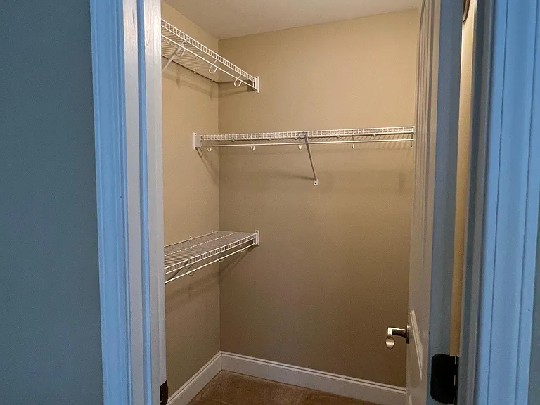 308 Marquis Ct — Photo 16