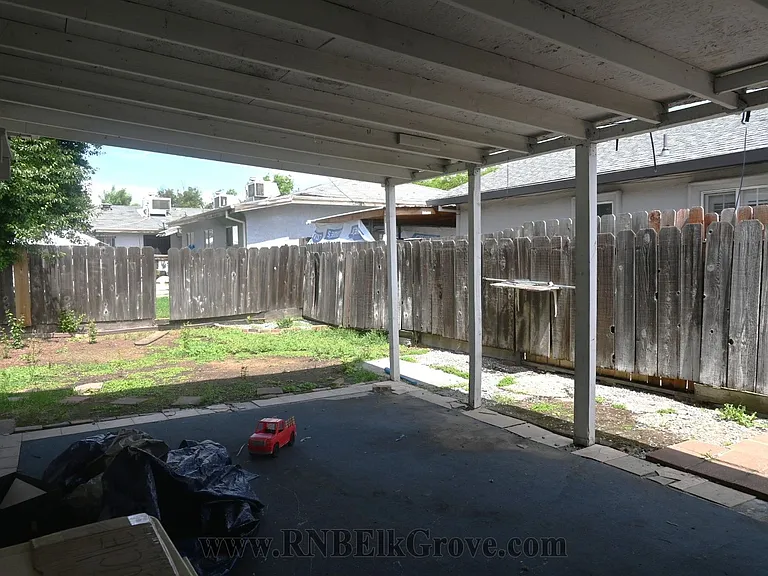 2271 E Church St — Photo 20