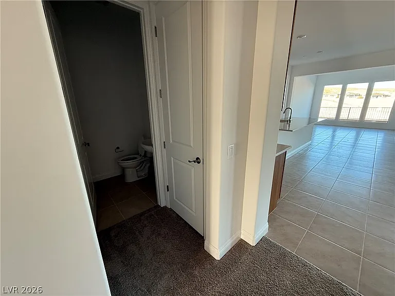 162 Sun Glaze Ave — Photo 15