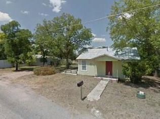 604 S Pecan St, Mason, TX 76856