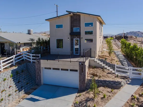 16590 Forrest Ave, Victorville, CA 92395